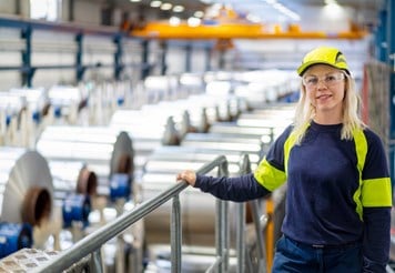 Employee at Gränges facility.