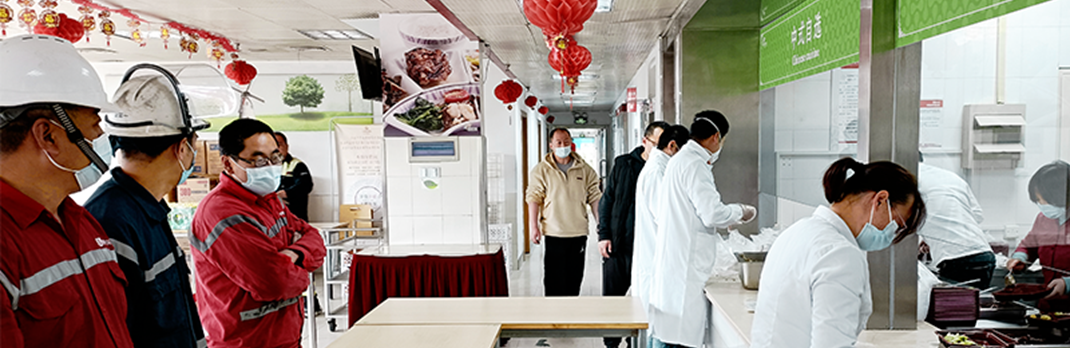 Employees working at the Shanghai production site during pandemic.