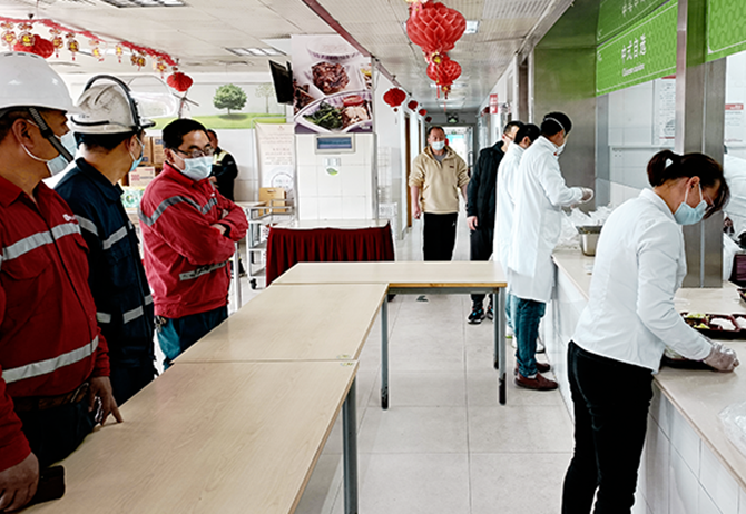 Employees working at the Shanghai production site during pandemic.